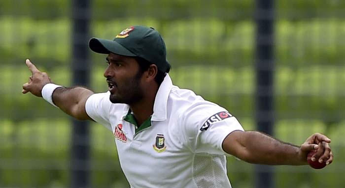 Bangladeshi cricketer Shahadat Hossain reacts after taking a catch to dismiss Pakistan batsman Sami Aslam during the first day of the second cricket Test match between Bangladesh and Pakistan at the Sher-e-Bangla National Cricket Stadium in Mirpur on Wedn