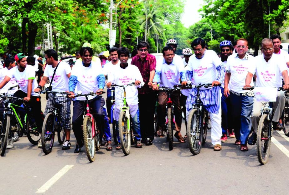 Sammilita Sangskritik Jote brought out a cycle rally in the city on Friday demanding arrest and punishment of culprits those responsible for repression on Women at Pahela Baishakh.