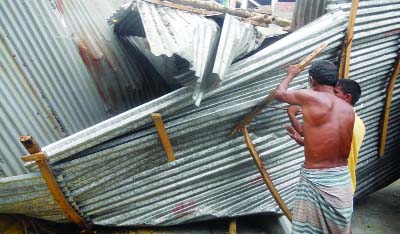 RANGPUR: The tin- shed roofs of Baitul Mukarram Jam-e- Mosque at Charmatha area on College Road in Rangpur city were blown off by nor'wester that lashes the city on Saturday night.