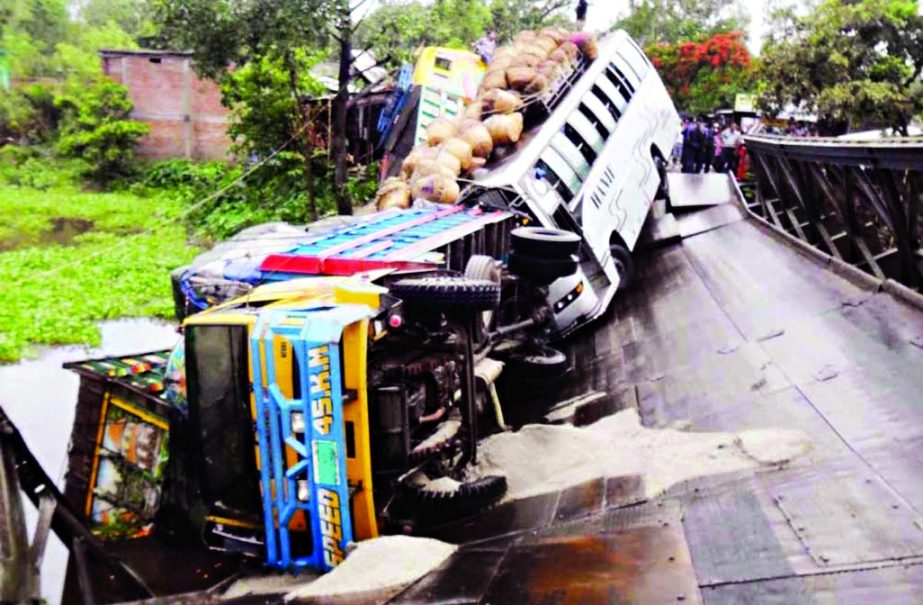 A goods laden truck collided head-on with a night coach on the Dinajpur-Fulbari Highway Bailey Bridge at Parbatipur on Friday. No casualty yet to be reported.