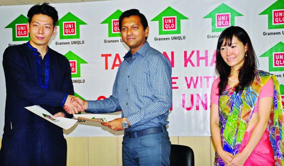 Actor Tahsan Khan sign a celebrity partnership deal with Grameen UNIQLO, a Japan cloth brand, marketing in Bangladesh with the name "UNIQLO Social Business Bangladesh" at a conference center on Friday. There are 9 stores in the country with the name 'G