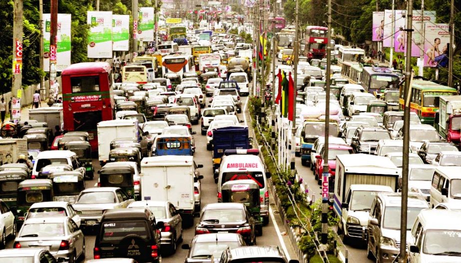 City experienced severe traffic gridlock on Sunday causing sufferings to commuters during Summer heat for a few days.