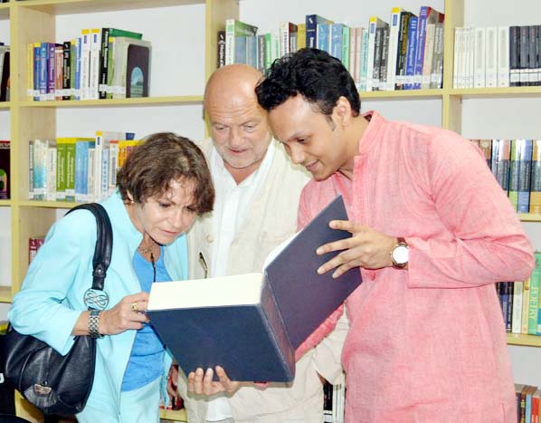 Sophie Aubert, French Ambassador to Bangladesh is seen visiting the library of East Delta University (EDU), Chittagong recently.