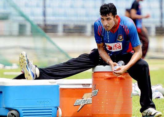 Promising all-rounder Nasir Hossain trying to be cold by using water during the practice session of Bangladesh at the Khan Shaheb Osman Ali Stadium in Fatullah on Tuesday. Banglar Chokh