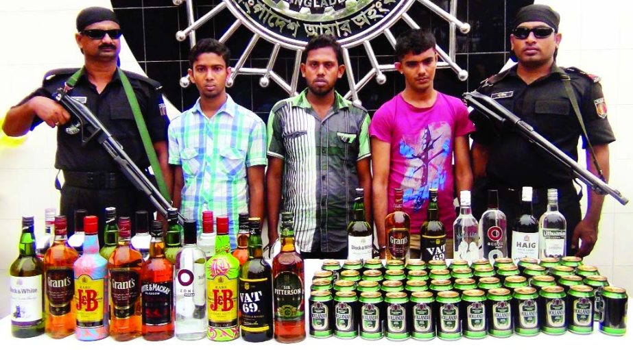 Three youths were arrested with several bottles of wine and beer from their possession raiding the different areas of city by members of Rab-2 on Wednesday.