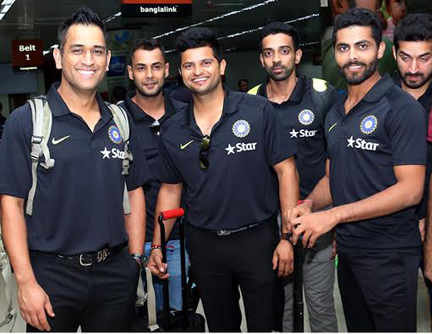 Players of Indian cricket team pose for photo at Hazrat Shahjalal International Airport on Monday.