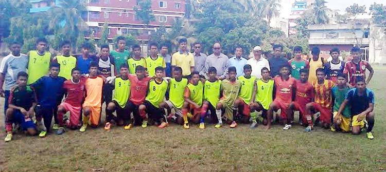 The participants of the football training camp organized by Bangladesh Sports Directorate and the caches and the officials of the Directorate pose for a photo session at the Physical Education College pose for a photo session at the Physical Education Col
