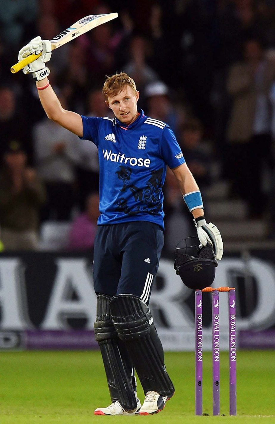 Joe Root made an unbeaten century in 4th ODI between England and New Zealand at Trent Bridge on Wednesday.