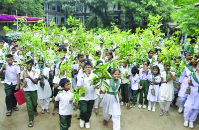 DINAJPUR: Plantation Festival was inaugurated in Dinajpur by distributing saplings among the students on Wednesday.