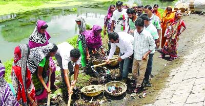 GOPALGANJ: Gago Manobsabaya, a social organization launched a cleanliness drive at Gopalganj town recently.