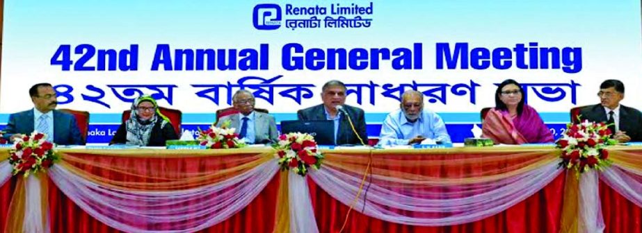 SH Kabir, Chairman of the Board of Directors of Renata Limited, presiding over the 42nd Annual General Meeting at a city club on Saturday. The AGM approves 80 percent cash and 20 percent stock dividends for its shareholders for the year 2014. Managing Dir