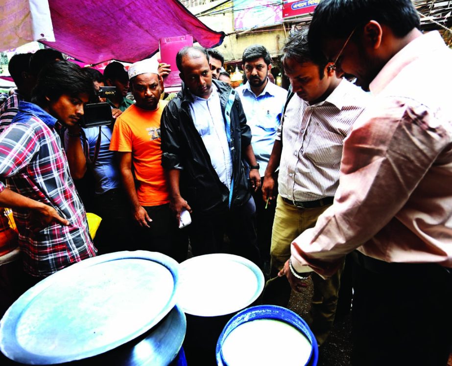 BSTI mobile Court conducted an anti-adulteration drive at iftary market in the city's Chwakbazaar on Monday. The shop owners fled the scene apprehending the presence of officials.