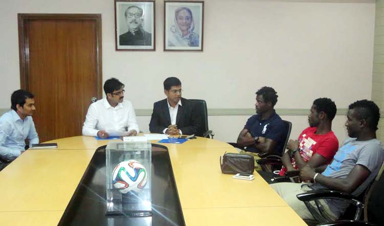 The foreign footballers discuss with the officials of Bangladesh Football Federation (BFF) at the BFF House on Wednesday.