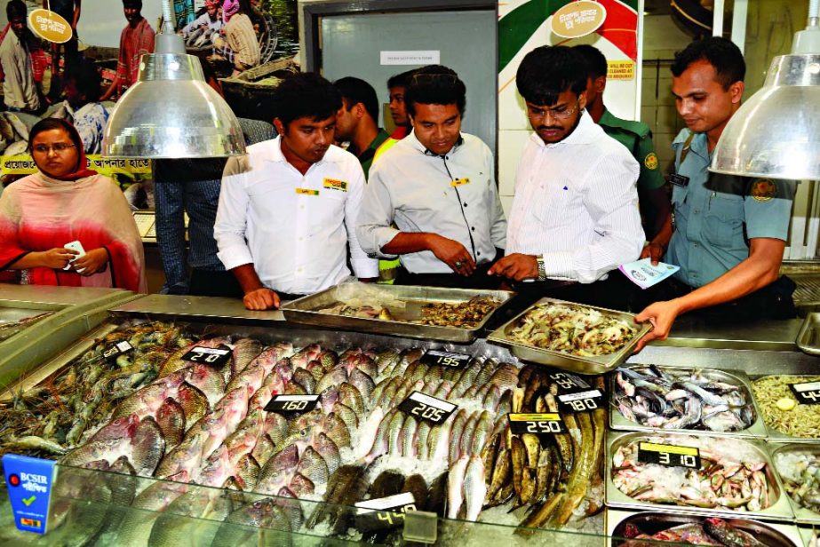 DMP police raided Meena Bazar and other departmental stores in city's Razarbagh area on Wednesday. Owners of the stores were fined over Taka four lakh for selling rotten fishes and other date expired goods.
