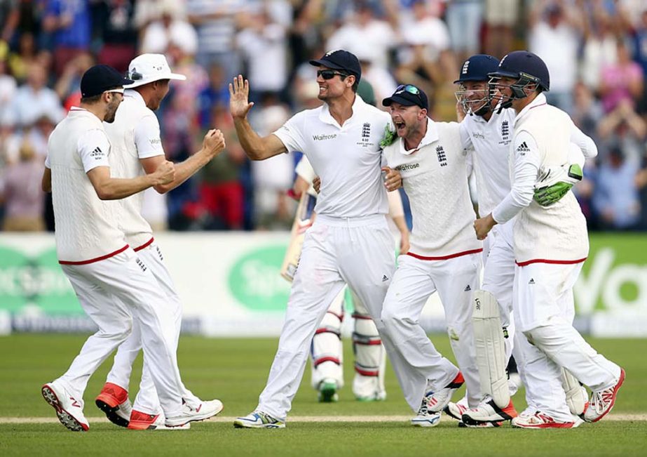 England begin their celebrations against Australia on the 4th day of 1st Investec Ashes Test in Cardiff on Saturday.