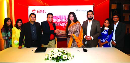 Airtel Bangladesh Limited signs a corporate agreement with Watercress Restaurant at the latter's office recently. From now on Airtel users and employees will get 12percent discount on all menus of the restaurant.