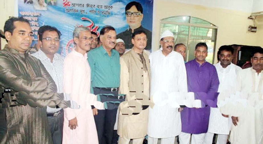 An Eid re-union was held in a local Community Centre at Chalk Bazar Area in honors of professionals, journalists, advocates and the leaders and workers attended the function. City BNP General Secretary Dr. Shahadat Hossain arranged the re -union .