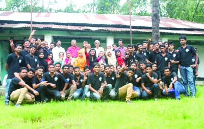 BHOLA: A re-union of the students of 2010 batch of Kutuba High School was held at the school premises at Borhanuddin Upazila recently.