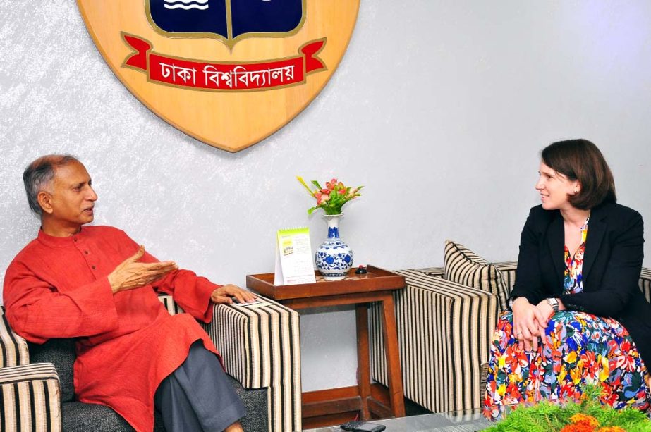 Vice-Chancellor of Dhaka University Dr AAMS Arefin siddique is seen discussing with the Political Officer of the US Embassy to Dhaka Christen C Machak at his office on Thursday.