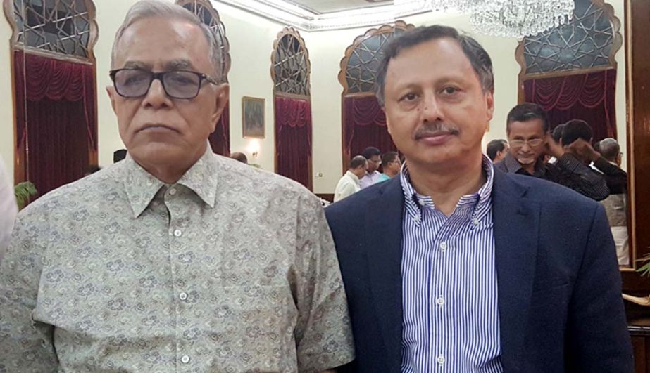 CCC President Mahbubul Alam paid a courtesy call on President Abdul Hamid at Bangabhaban on July 21.