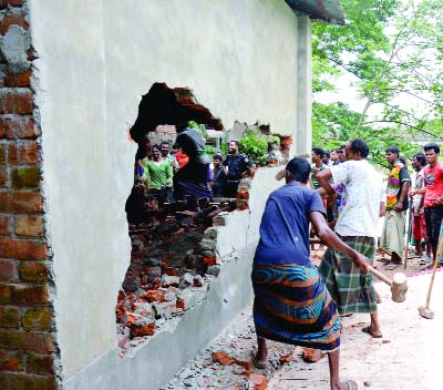 BOGRA: Eviction of illegal structures continues at the both sides of Korotoa River in Bogra on Thursday.