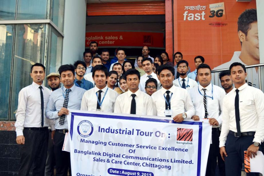Students of Southern University made an industrial tour in Banglalink Regional Sales & Care Centre at Chittagong recently.