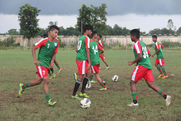 Players of Bangladesh Under-16 Football team during their practice session at the BFF Academy in Sylhet on Saturday.