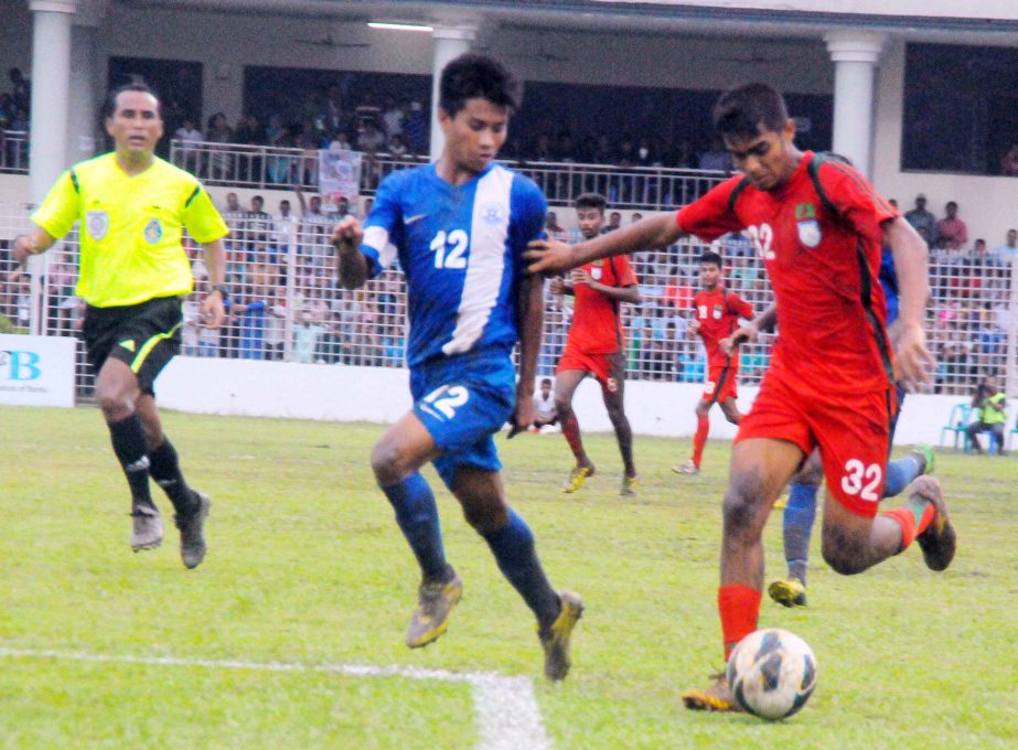 An action from the final match of the SAFF Under-16 Championship between Bangladesh Under-16 Football team and India Under-16 Football team at the Sylhet Stadium on Tuesday. Bangladesh won the match 4-2 in the penalty shootout.