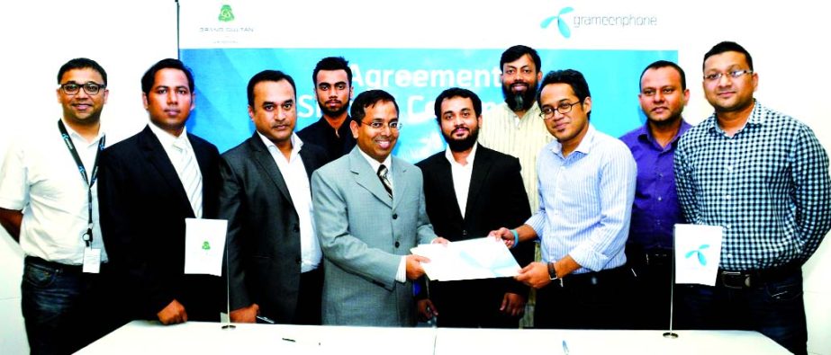 Grameenphone Ltd and Grand Sultan Tea Resort & Golf sign a discount agreement at GPHouse recently. Platinum Plus and Platinum Star customers of GP will get the opportunity.