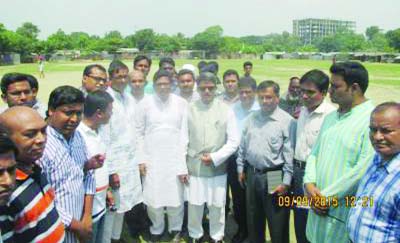 RAJSHAHI: State Minister for Foreign Affairs Shahriar Alam, State Minister for ICT Division Zunaid Ahmed Palak, Executive Director of Bangladesh Computer Council Ashraful Islam and Deputy Commissioner of Rajshahi Mejbah Uddin Chowdhury visited the site of