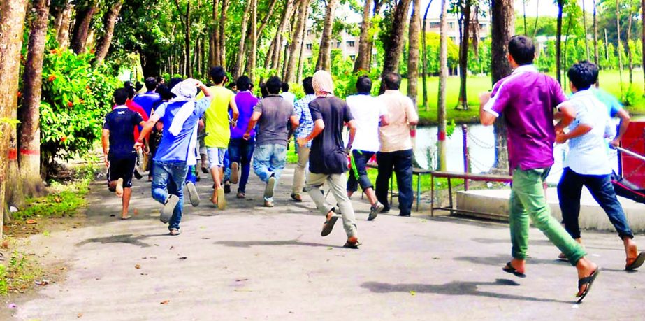At least 20 activists of BCL and two teachers of Patuakhali Science and Technology University were injured in intra-party clashes on Monday.