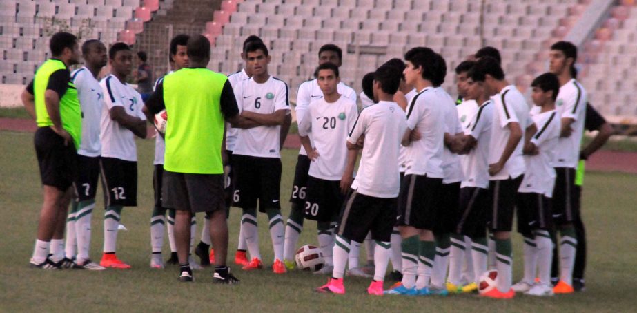 Players of Saudi Arabia Under-16 National Football team during their practice session at the Bangabandhu National Stadium on Tuesday.