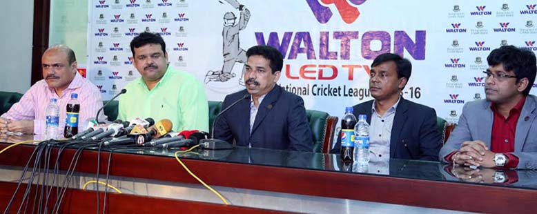 Executive Director of HRM and Policy Department of Walton SM Zahid Hasan (center) speaking at a press conference at the Media Briefing Room of Sher-e-Bangla National Cricket Stadium on Tuesday.