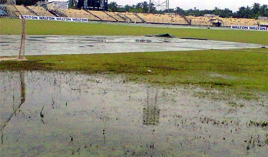 The rain washed out the third day play of the 17th Walton National Cricket League between Khulna Division team and Dhaka Division team at the Sheikh Abu Naser Cricket Stadium in Khulna on Sunday.