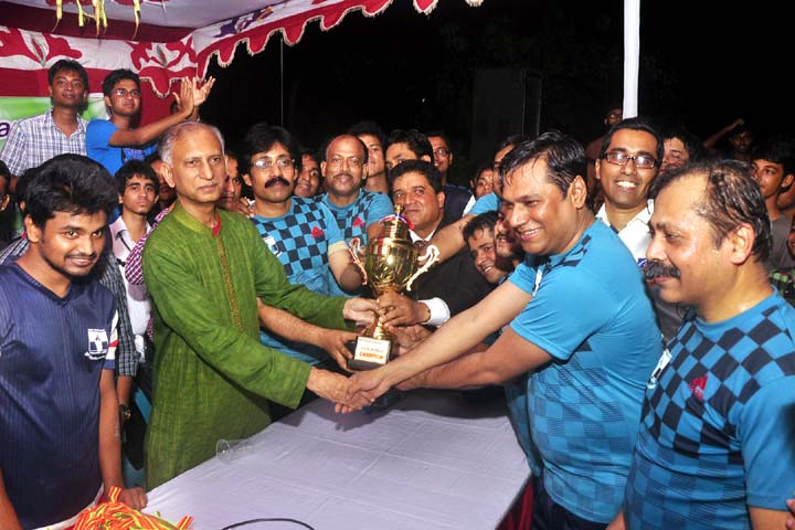 Vice-Chancellor of Dhaka University (DU) Professor Dr AAMS Arefin Siddique handing over the prizes among the winners of the friendly football match between Dhaka University Teachers Association and Dhaka University Journalists Association at the Play Grou