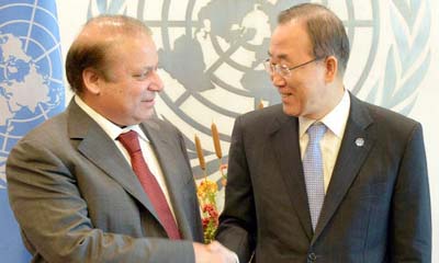 UN Secretary General Ban Ki-moon shaking hands with Pakistan Prime Minister Nawaz Sharif at UN headquatters.