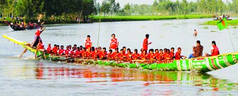 BOGRA: A traditional boat race was held in Ichhamoti River at Arkatia village in Dhunot Upazila on Saturday.