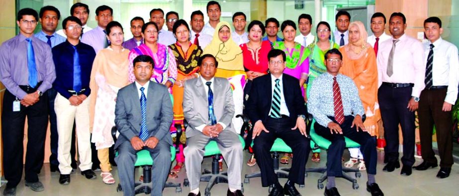 Md Nazmus Salehin, Managing Director of Standard Bank Limited poses with the participants of a 3-day long course on "Communicative English in Banking" at its training institute. M Ahsan Ullah Khan, Head of Human Resources Division, Md Zakaria, Principal