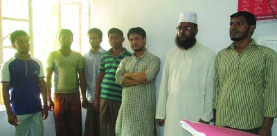 HABIGANJ: Police arrested 25 Jamaat activists including Adv Abus Shahid, former Ameer of Jamaat-e-Islami, Habiganj District Unit with huge Jehadi books, cocktails and leaflets from Nabiganj area on Monday.