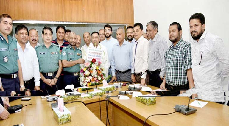 Newly- elected office- bearers of BGMEA, Chittagong chapter made a courtesy call on Police Commissioner of CMP Abdul Jalil Mondol on Tuesday.