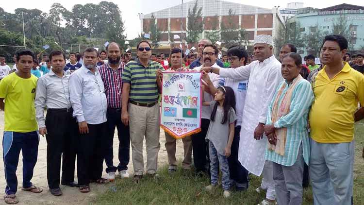 Consul of Republic of Fiji Seemab Rasheed and Administrative Officer of Consulate of Republic of Fiji HM Jillur Rahman inaugurating the Fiji Friendship Cup School Rugby Competition at the Paltan Maidan on Thursday.