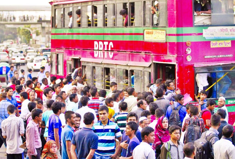 Transports suddenly went off the city road due to strike by its operators and workers from 12noon on Sunday following the setting up of a Mobile Court and imposing fine for charging extra fare from the passengers. This photo was taken from Farmgate area.