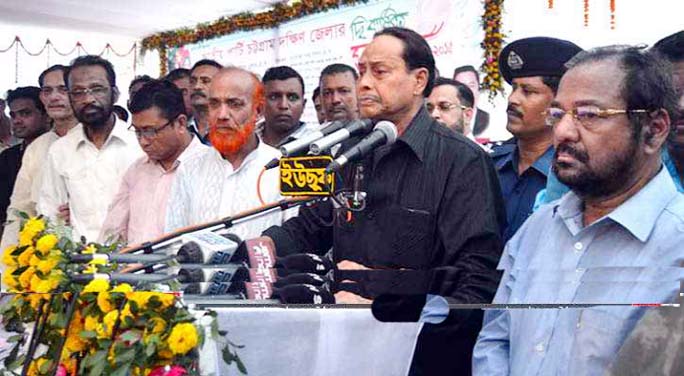 Former President and Chairman of Jatiya Party Hussain Md. Ershad addressing biennial conference of Chittagong South Jatiya Party in Patiya on Monday as chief guest.