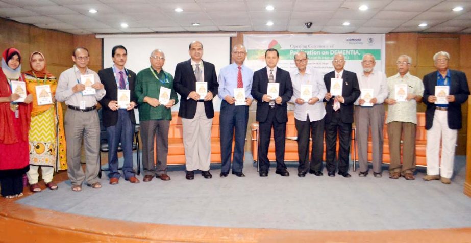 National Prof Dr MR Khan, Md. Sabur Khan, Chairman, Board of Trustees, Prof Dr Yousuf M Islam, Vice Chancellor, Daffodil International University, Major General (Retd) Jiban Kanai Das, the Country Representative and Head of Operations - Bangladesh of Sir