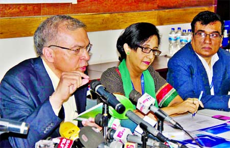 TIB Executive Director Dr Iftekharuzzaman speaking at a press conference while unveiling the Parliament Watch Report at the TIB office at Dhanmondi on Sunday.