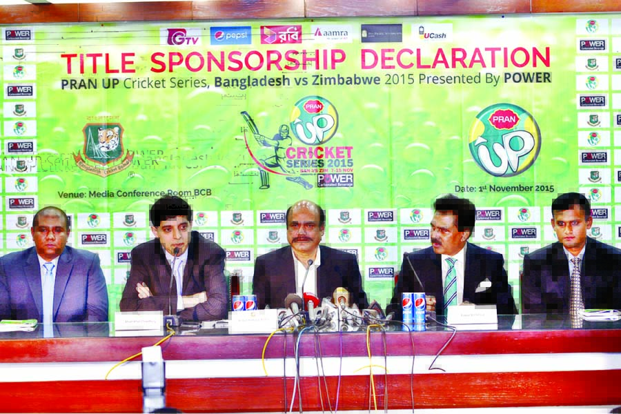 BCB media committee chairman Jalal Yunus (centre) addressing a press conference at the conference room of Sher-e-Bangla National Cricket Stadium on Sunday.