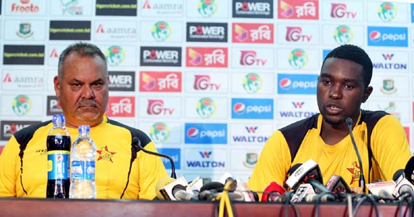 Captain of Zimbabwe National Cricket team Elton Chigumbura (right) addressing a press conference after practice session at the Sher-e-Bangla National Cricket Stadium in Mirpur on Tuesday. Banglar Chokh