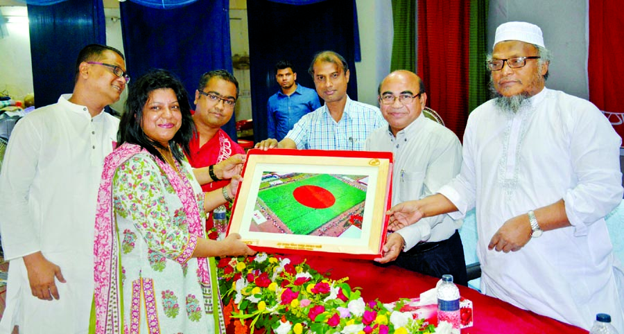 Prof. Dr. Muhammed Alamgir, Vice Chancellor of KUET inaugurating the daylong program titled "Robi Career Carnival" at Khulna University of Engineering and Technology (KUET) recently.