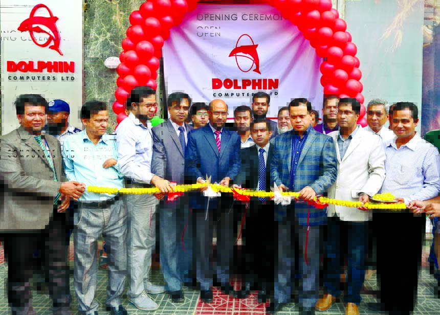 Md. Sabur Khan, Chairman of Daffodil Group and Managing Director of Daffodil Computers Ltd. inaugurating its new showroom at Sobhanbag, Mirpur Road, Dhanmondi recently.
