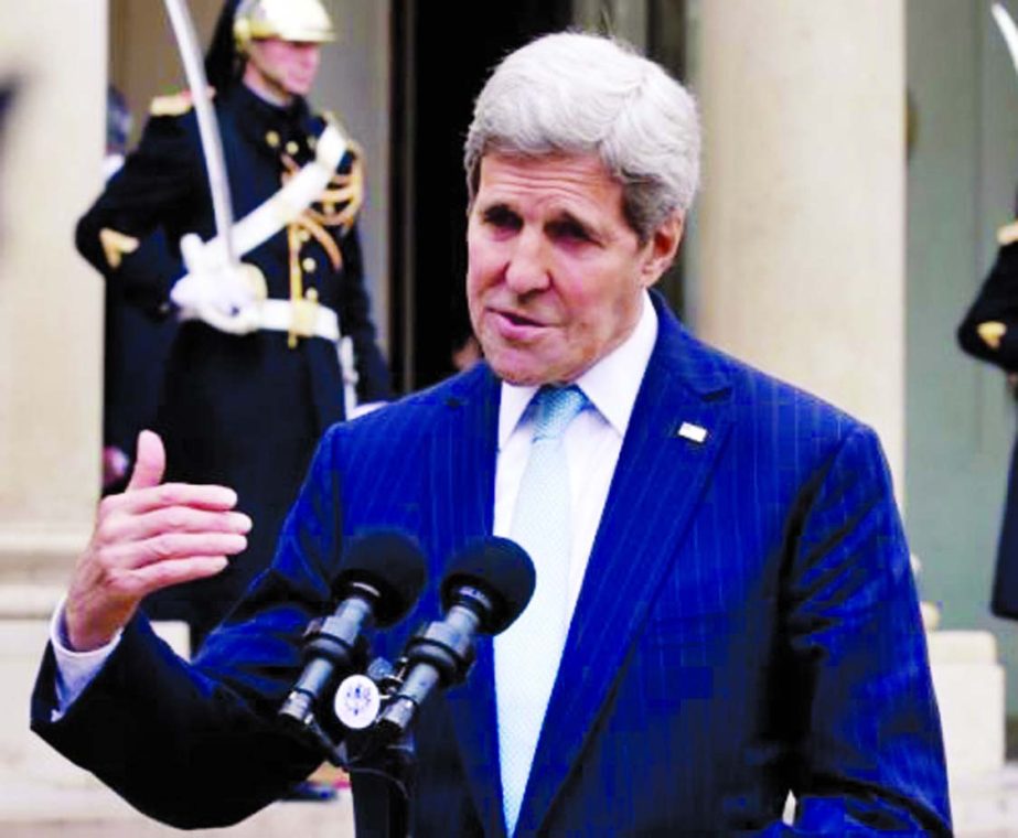 US Secretary of State John Kerry speaks to journalists after a meeting with French President Francois Hollande (unseen) at the Elysee Palace in Paris, France on Tuesday.